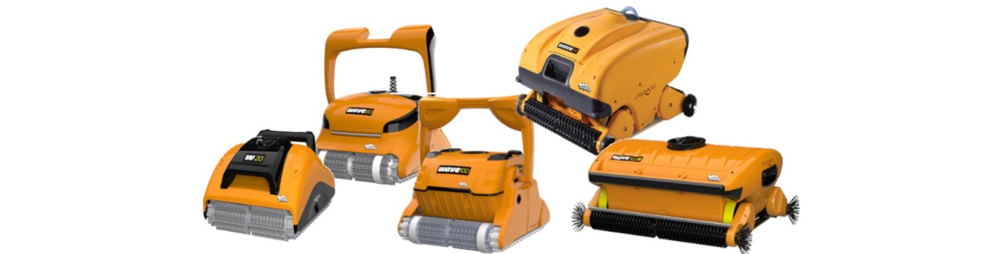 Automatic pool vacuum